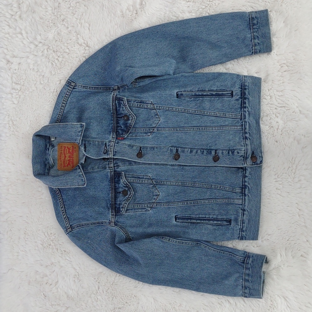 LEVI'S RELAXED FIT JACKET.